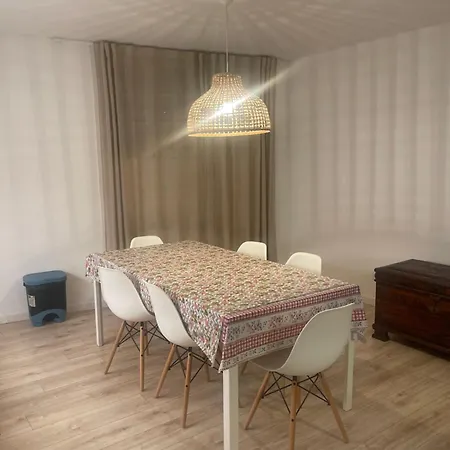 Aconchegante Apartamento Para 4 Pessoas Em Daire